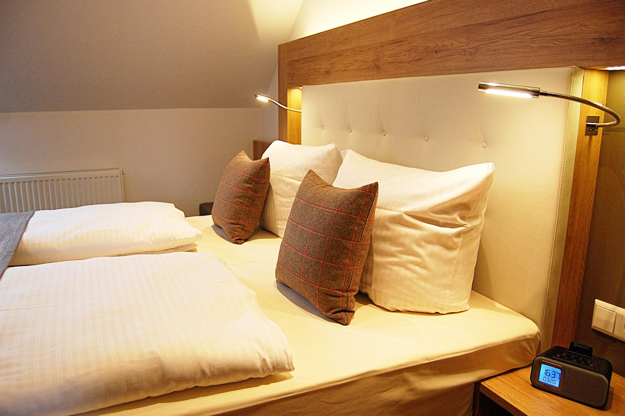 Hotel Am Martinsberg Andernach Eksteriør bilde