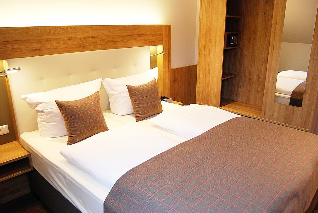 Hotel Am Martinsberg Andernach Rom bilde